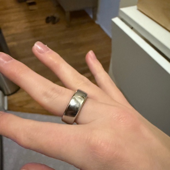 Oura Ring Gen 3 Size 7 - Picture 3 of 3